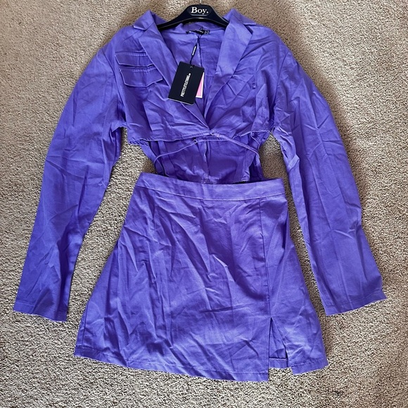 PrettyLittleThing Purple Mini Dress - Picture 4 of 5